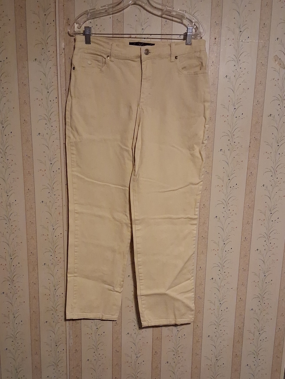 Gloria Vanderbilt Pale Yellow High-Rise Straight Leg Pants